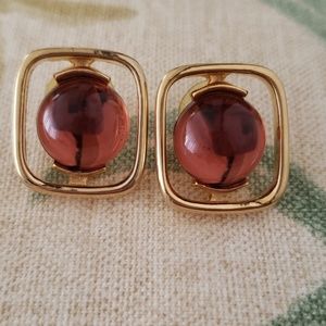 Brown/Gold Earrings 🌟